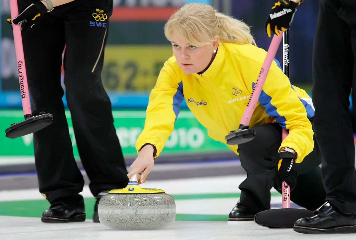 Vancouver-Olympics-Curling-OLYCU181-jpg1355498404820979886