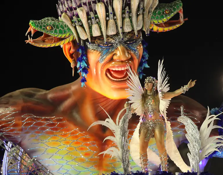APTOPIX-Brazil-Carnival-MMS107-jpg3133916743715595322
