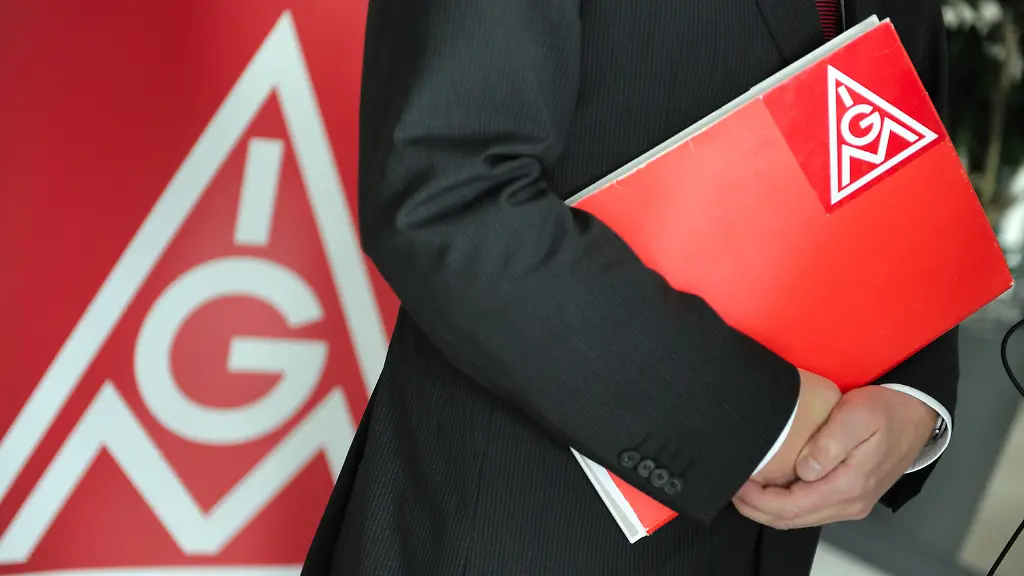 2pb91714-jpg2435000051822341741