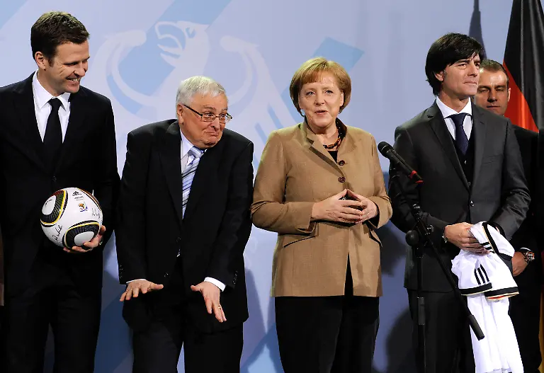 2p782531-jpg7179551541499132879