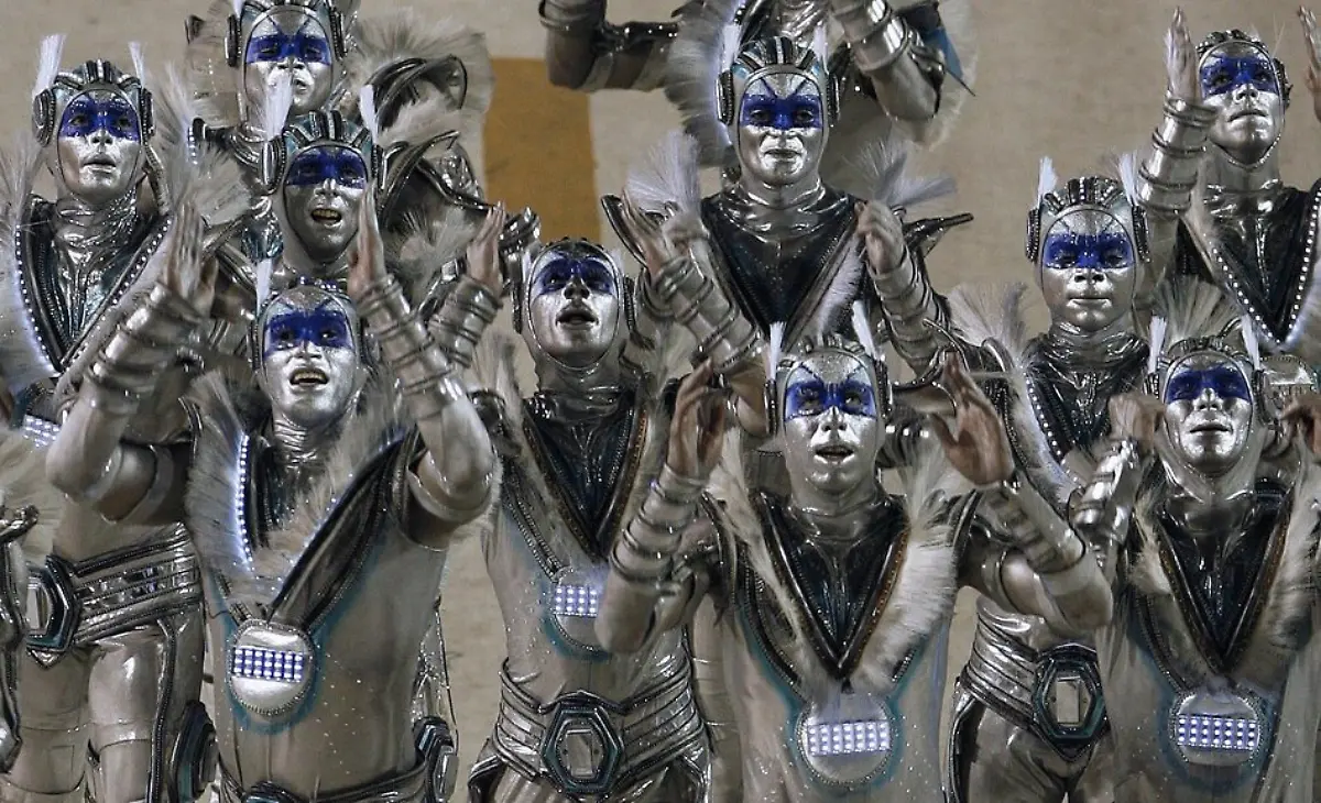 2paw0814-jpg4390345781064355815