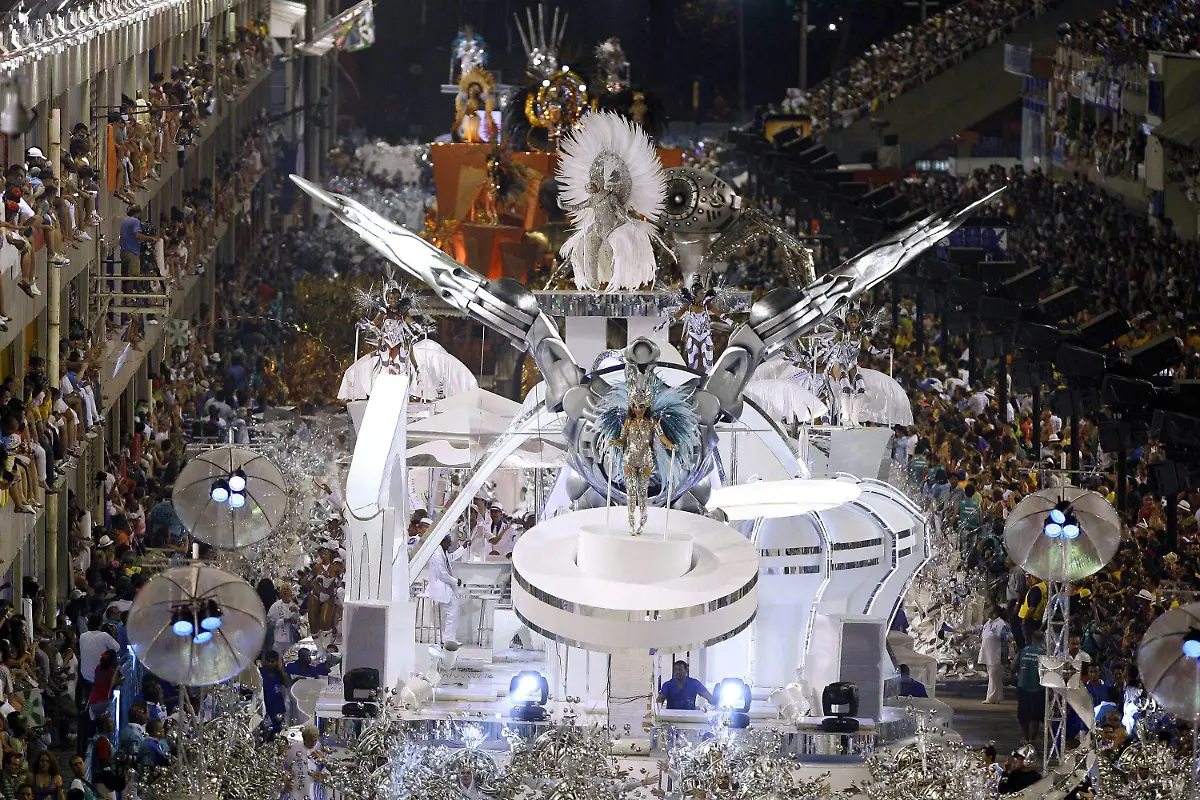 2paw0729-jpg6378119108482178530