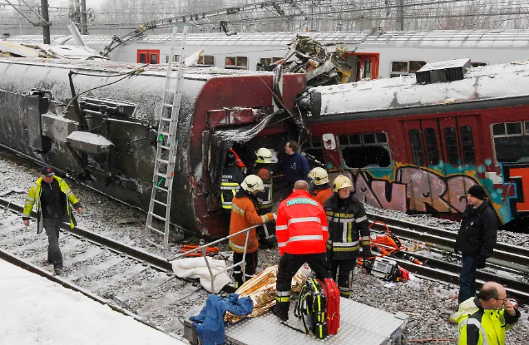 THR01-BELGIUM-CRASH-0215-11-JPG3618062939230017319