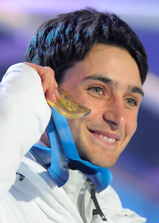 Vancouver-Olympics-Medals-OLYAL172-jpg5186603722676832849