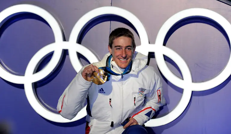 Vancouver-Olympics-Medals-OLYAL173-jpg2484460069433679112