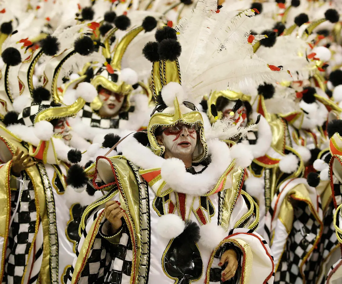 RJO760-BRAZIL-CARNIVAL-0215-11-JPG7827448596873920493