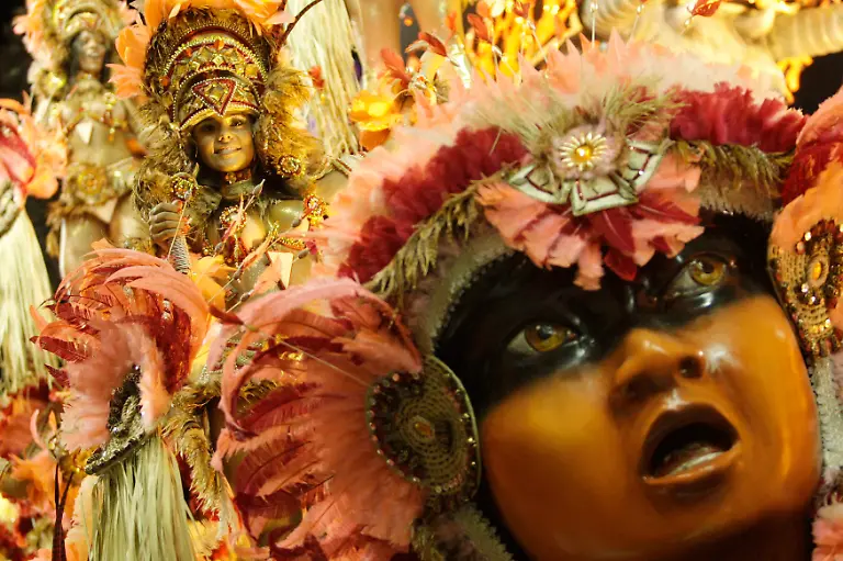 RJO784-BRAZIL-CARNIVAL-0215-11-JPG4866635162650545286