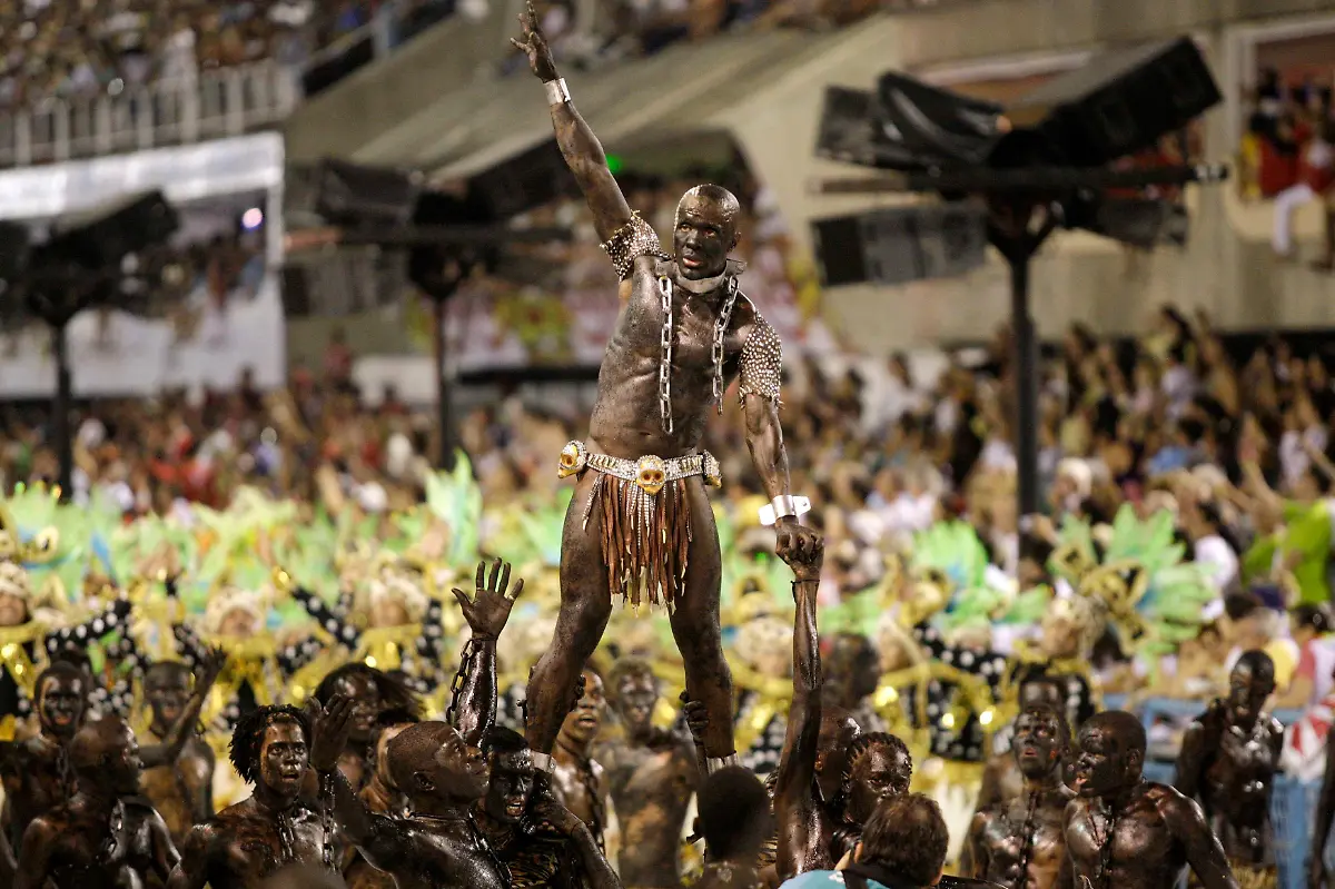 RJO757-BRAZIL-CARNIVAL-0215-11-JPG8622148569554386362