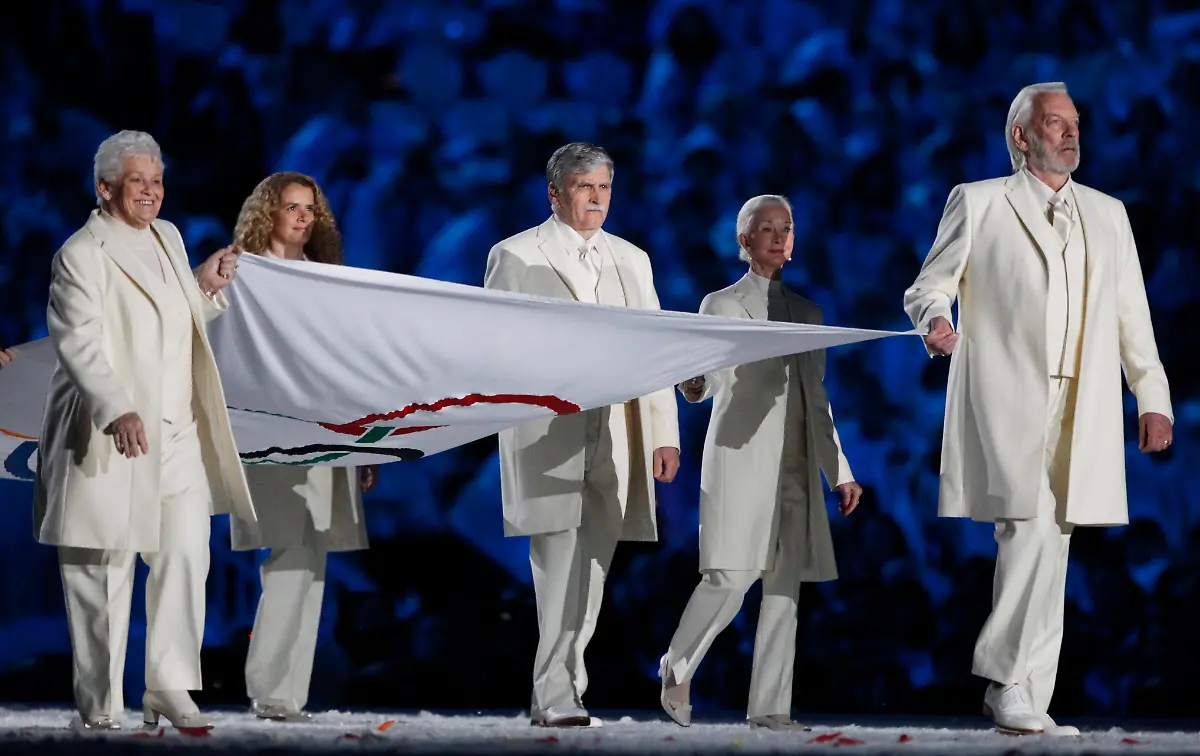 ADDITION-Vancouver-Olympics-Opening-Ceremony-OLYOC436-jpg4403054017670483468