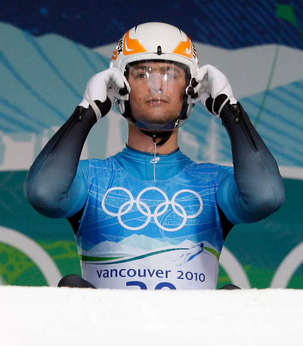 Vancouver-Olympics-Luge-OLYBO119-jpg152628636179733714