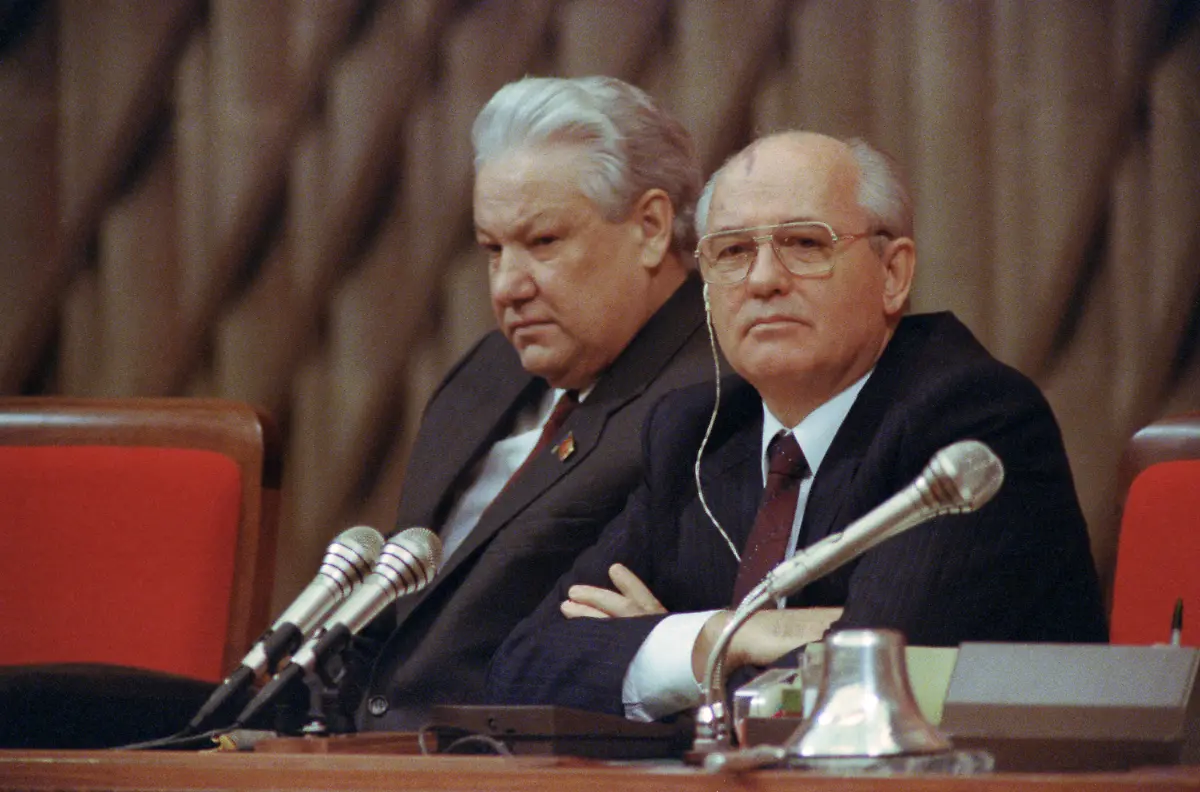 Gorbi-Jelzin-murrt-171291