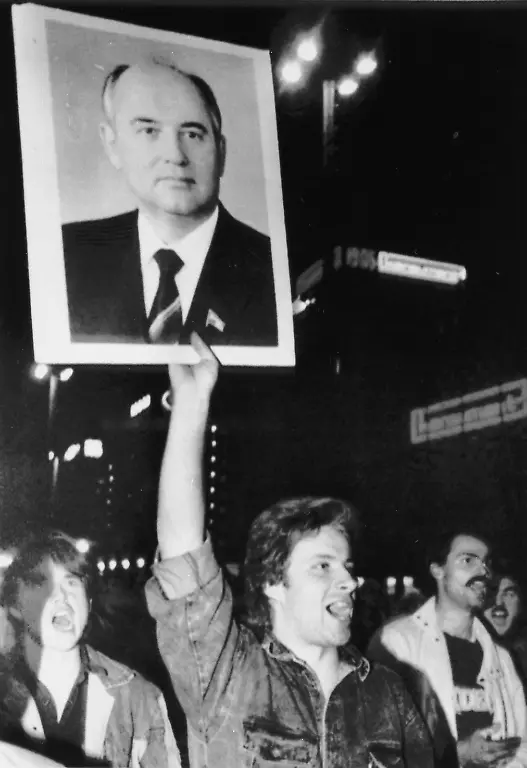 Gorbiplakat-Leipzig-231089