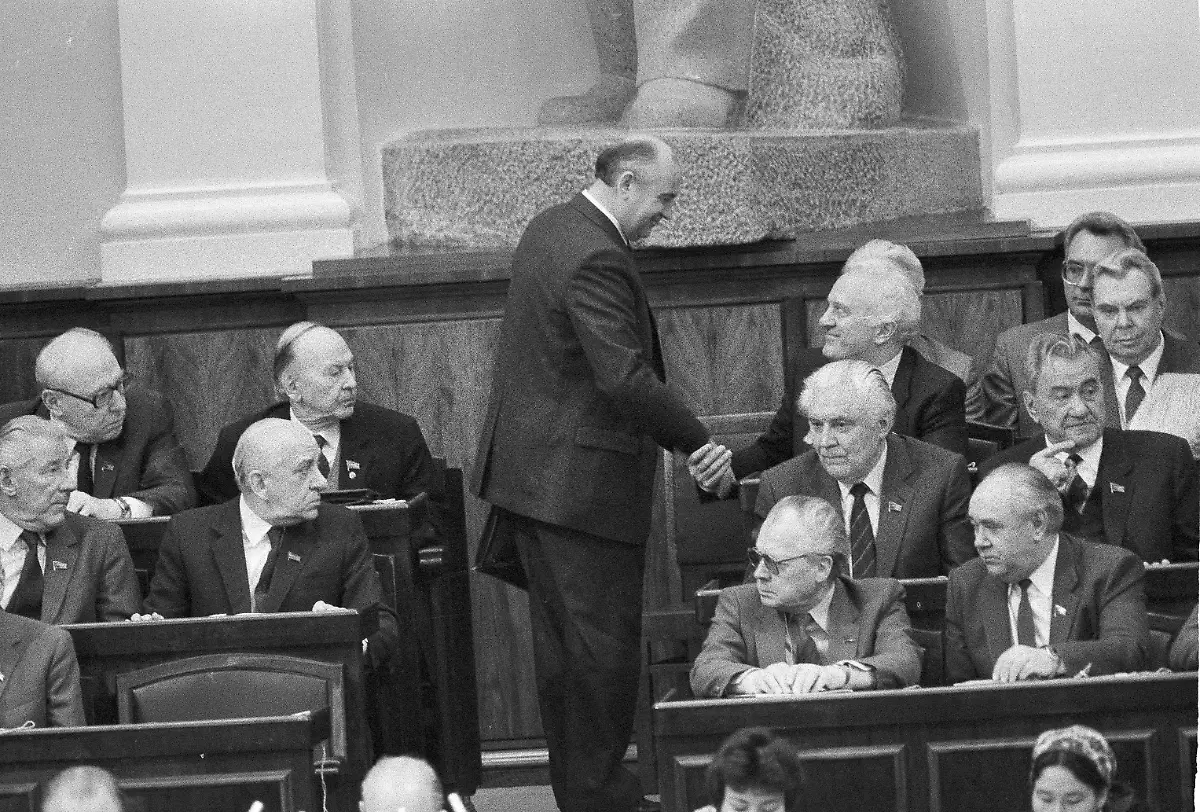 Gorbi-Schwardnadse-020785