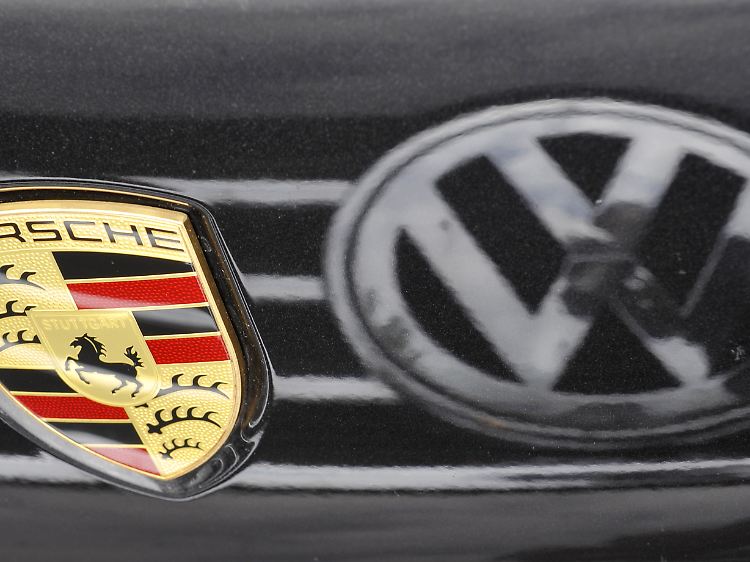 Volkswagen hatte den monatelangen Übernahme-Machtkampf mit Porsche nach dem Aus von Vorstandschef Wendelin Wiedeking gewonnen