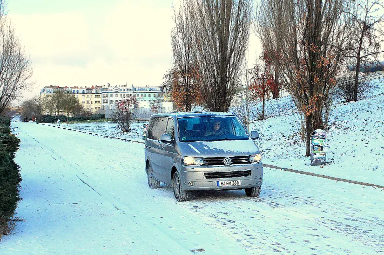 VW-T5-Multivan-2009-12-21-10-26-12