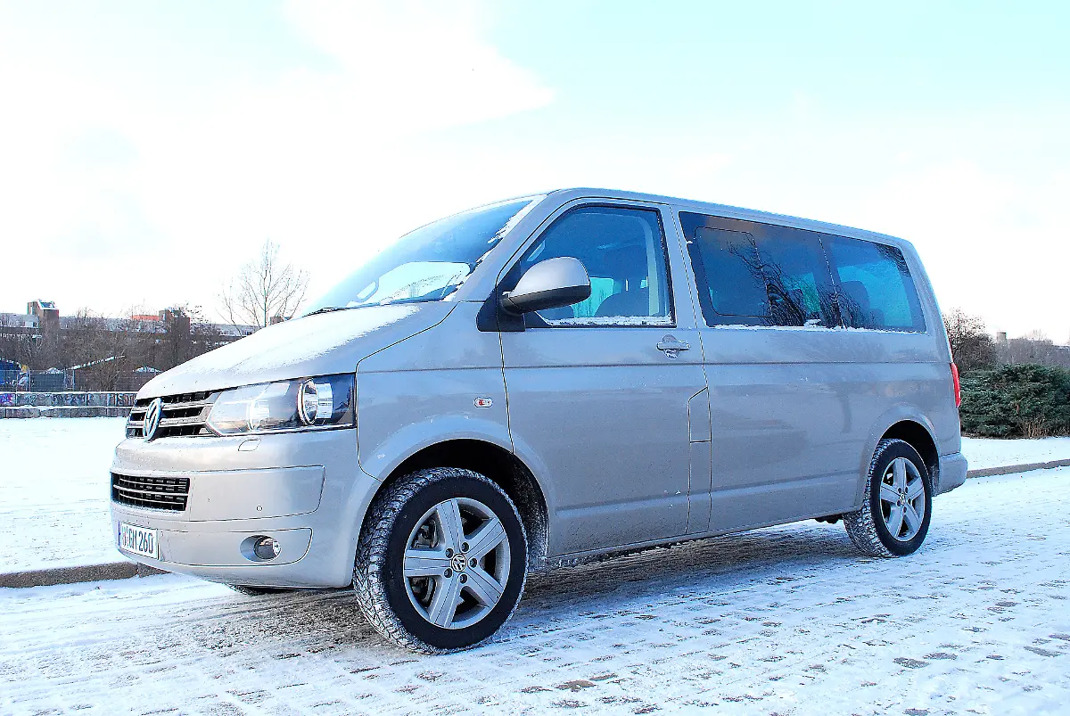 VW-T5-Multivan-2009-12-21-10-25-53-2