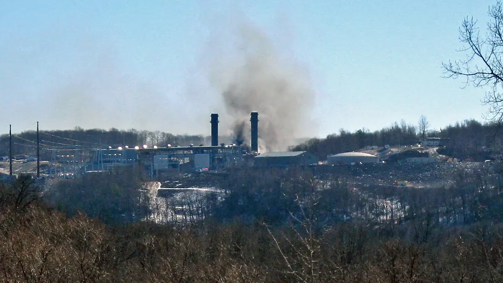 Middletown-Explosion-CTHAR202-jpg3946812812521351070