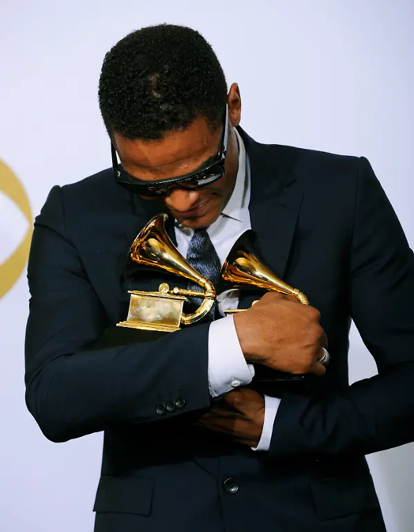 Grammy-Awards-Press-Room-CAKJ293-jpg2859113035474846391