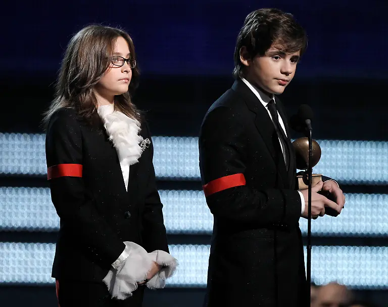 APTOPIX-Grammy-Awards-Show-CADC248-jpg5120398057772654358