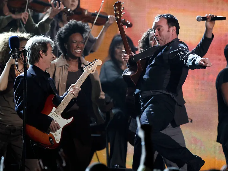 Grammy-Awards-Show-CADC305-jpg6110622099785497333