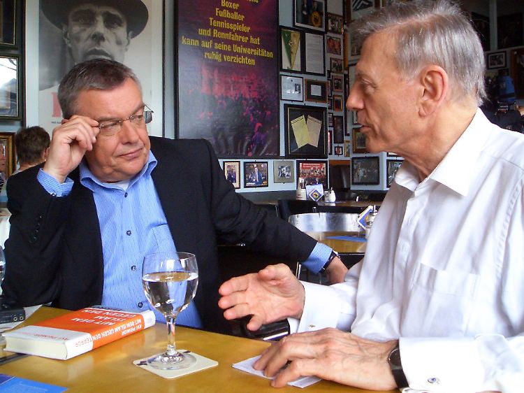 Manfred Bleskin (l.) und Avi Primor.