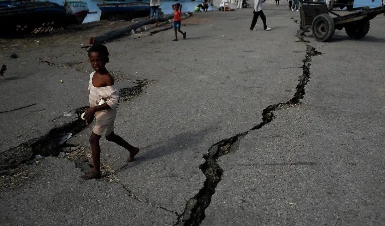 1264624021588-Haiti-Earthquake-XGB138-jpg7042217917473271678