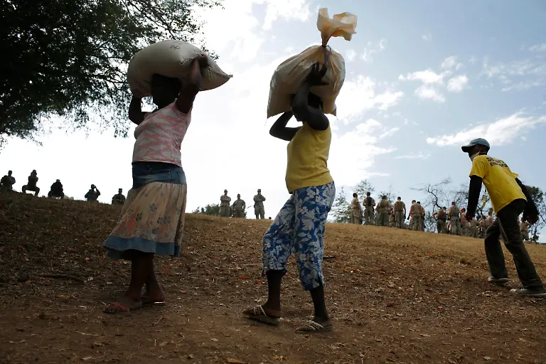 1264631572889-Haiti-Earthquake-XGB146-jpg3972494115378646853