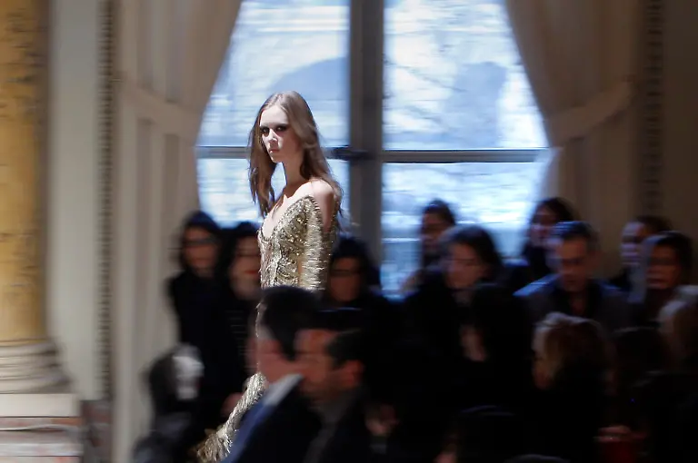 FRANCE-FASHION-XCE113-jpg4725556562003401891