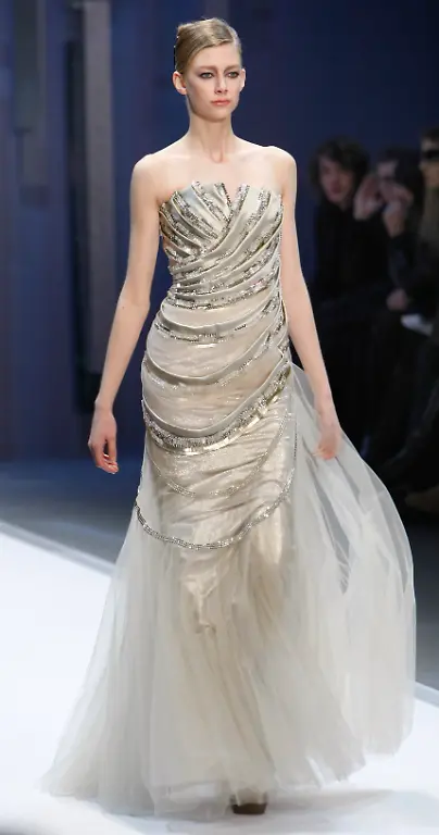 FRANCE-FASHION-DLM120-jpg621095064058544480