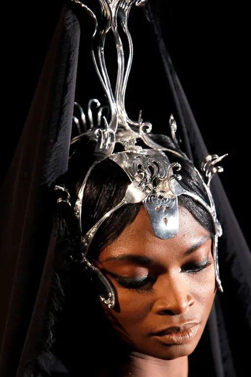 CHP08-FASHION-FRANCE-0127-11-JPG2728045121740343236