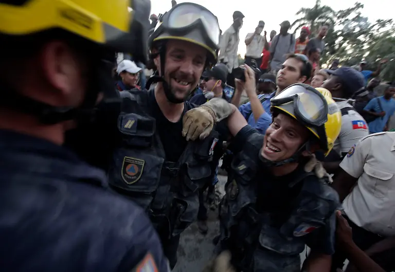 Haiti-Earthquake-XGB155-jpg3090775030898211706