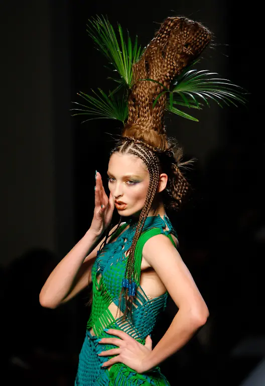 FRANCE-FASHION-ENA123-jpg1356833392278353929