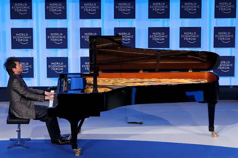 WEF277-DAVOS-0127-11-JPG1835676299884836429