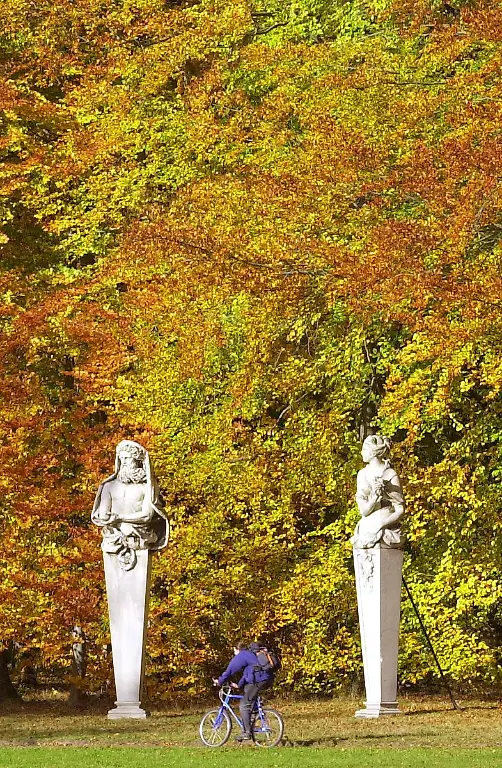 radfahrer-Schlosspark-Sanssouci