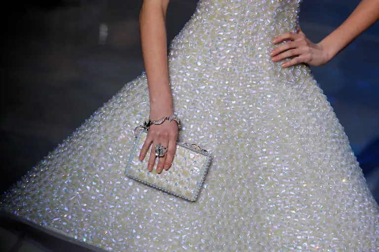 FRANCE-FASHION-XCE108-jpg5466868023509789816