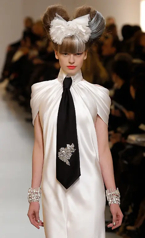BTE05-FASHION-FRANCE-0126-11-JPG6338631934374940176