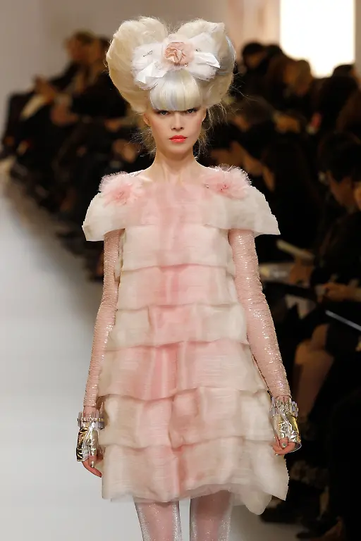 BTE19-FASHION-FRANCE-0126-11-JPG965137558002272087