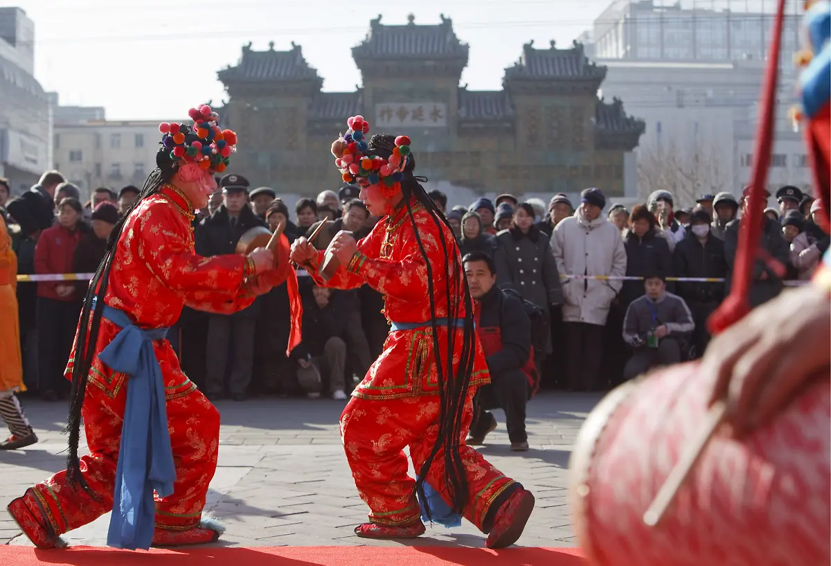 china-neujahr-tanz
