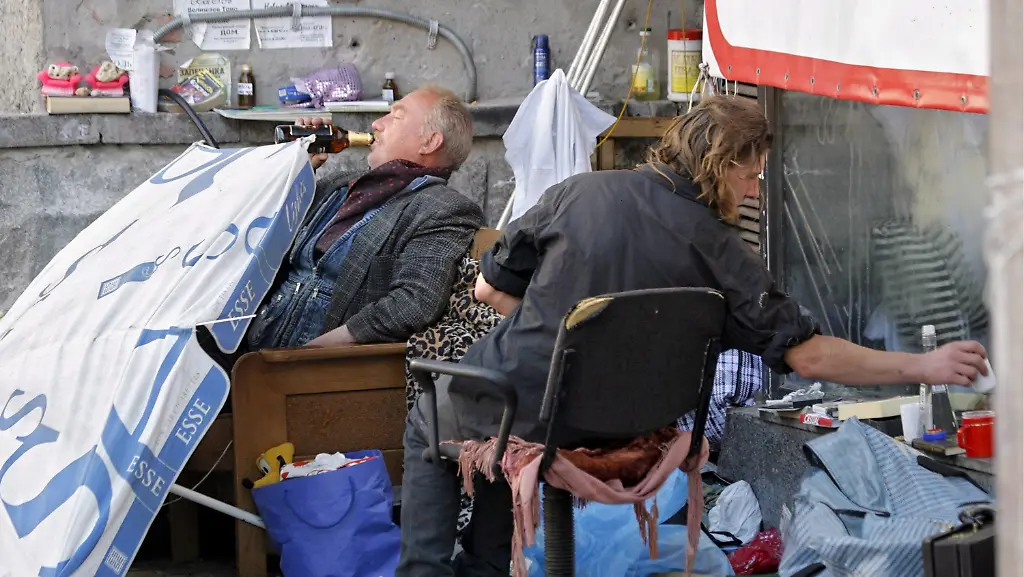 2owo1026-jpg7990757991440015795