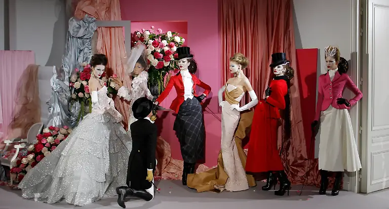 BTE29-FASHION-FRANCE-0125-11-JPG6663321138062194137