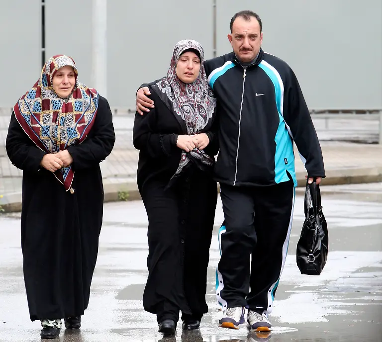 LBN28-AIRLINES-LEBANON-CRASH-0125-11-JPG5547796596359050295