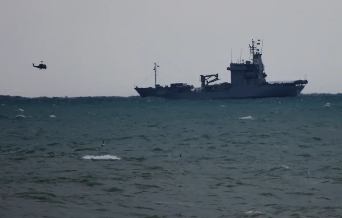 Mideast-Lebanon-Plane-Crash-XGK119-jpg5896225865439600335