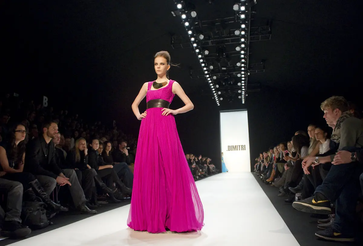 2ot73111-jpg1797407975465720495