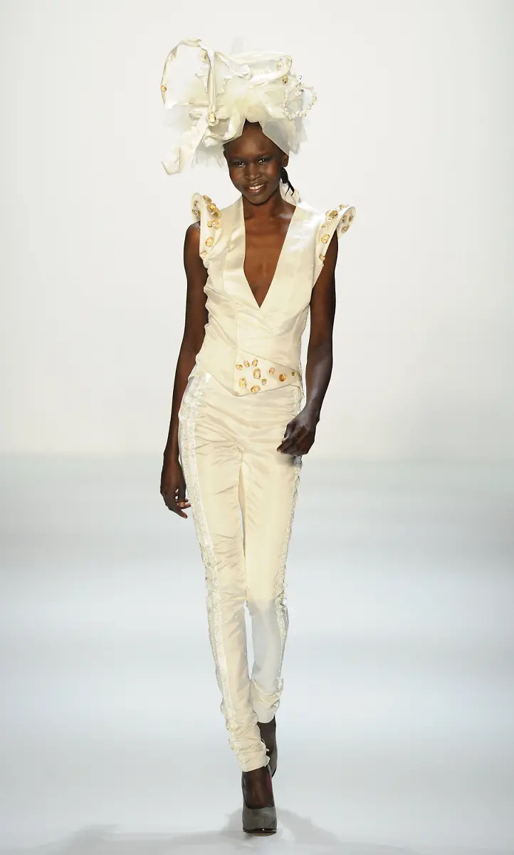 2otn2915-jpg220508049148404759