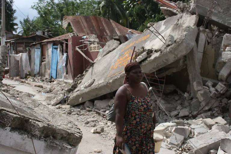 Haiti-Coastal-City-XPP102-jpg947507128968484261