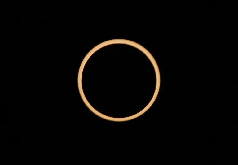 DEL08-ECLIPSE-0115-11-JPG2411984502111640644