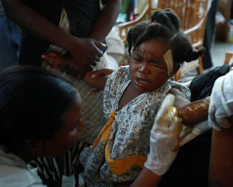 1263506339278-Haiti-Earthquake-FLMIH109-jpg3093631304748373867