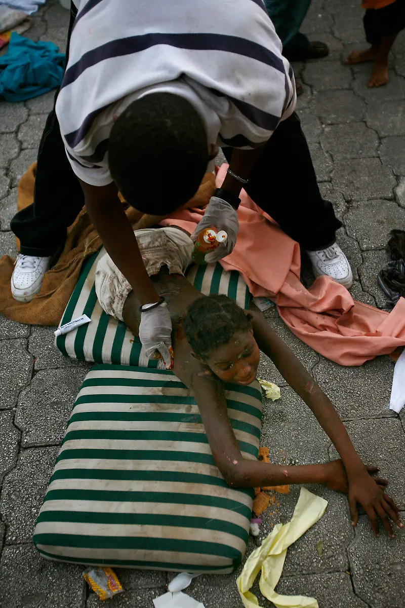 Haiti-Earthquake-XRA102-jpg4130841983017596595