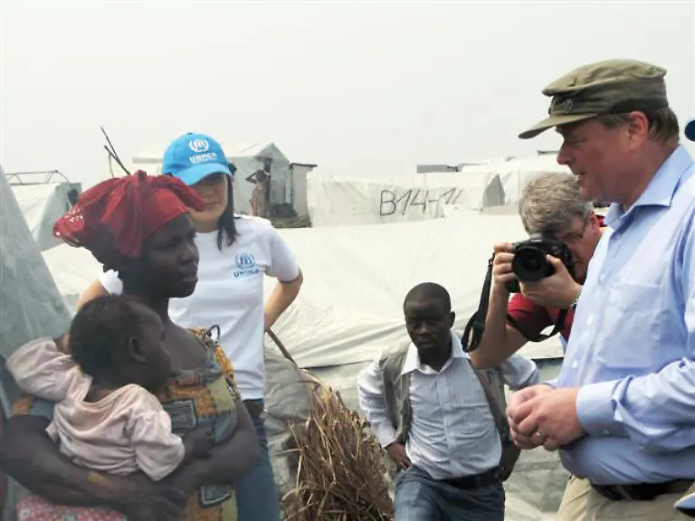 2omj0707-jpg4473474374963876590