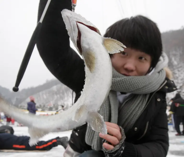 South-Korea-Ice-Festival-SEL107-jpg6207262459898570585